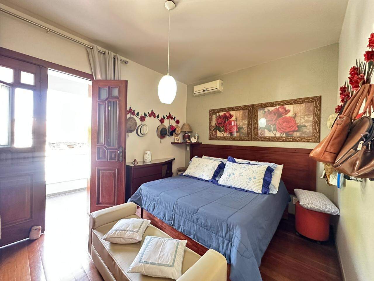Casa em condomínio 3 quartos à venda Todos os Santos 396m² Montes Claros MG: