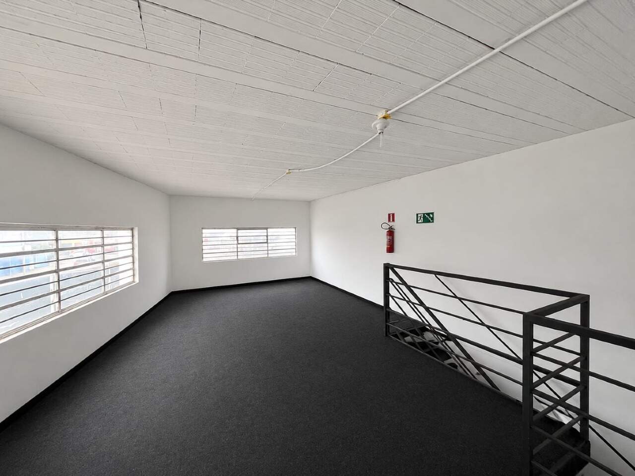 Ponto comercial para aluguel Centro 100m² Montes Claros MG: 