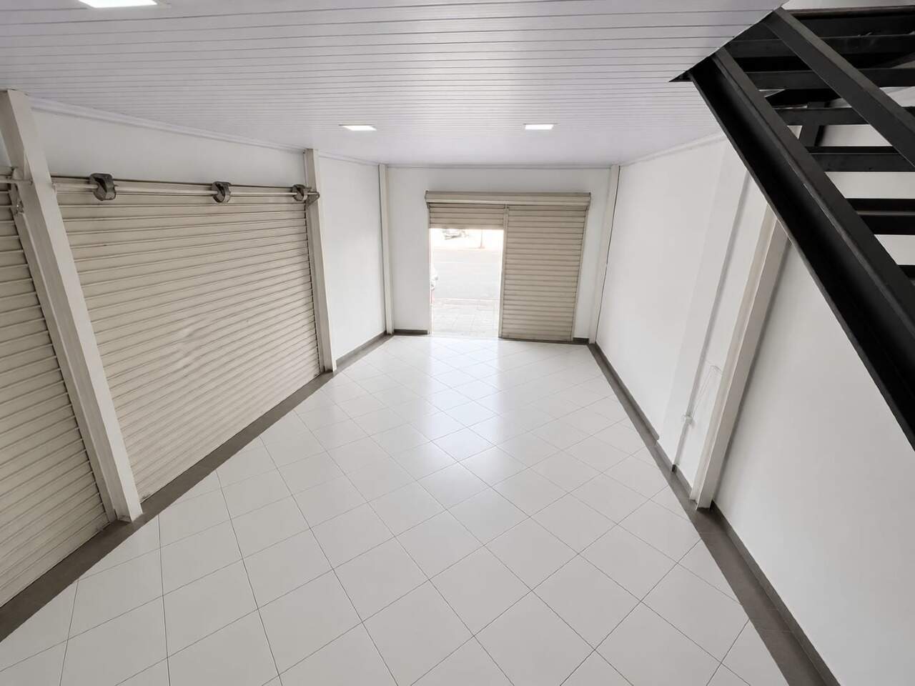 Ponto comercial para aluguel Centro 100m² Montes Claros MG: 