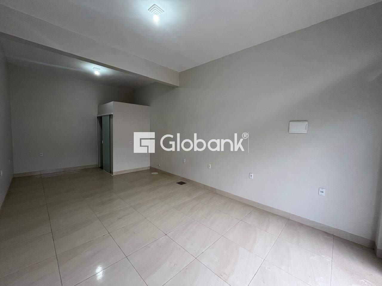 Ponto comercial para aluguel Delfino Magalhães 40m² Montes Claros MG: 