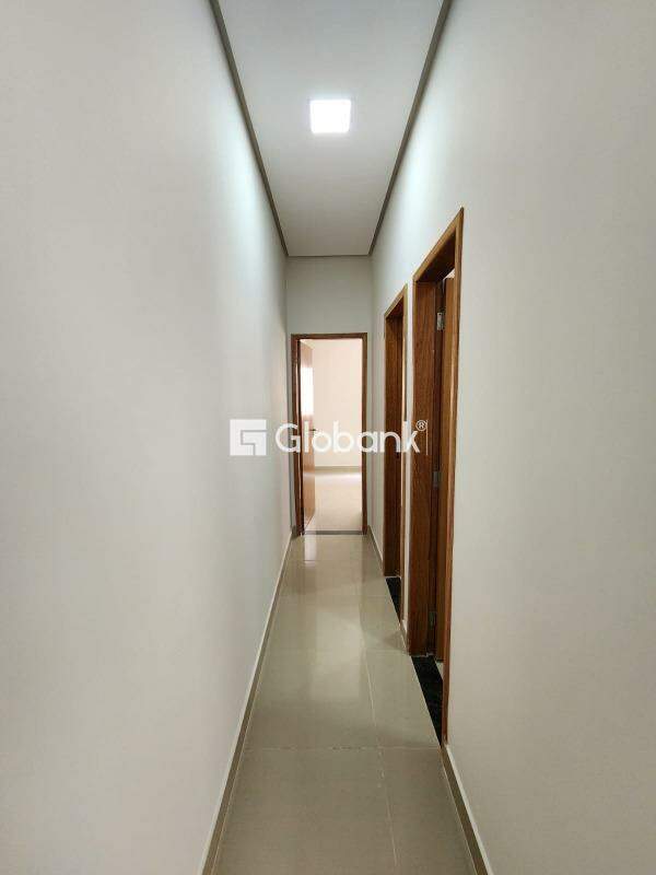 Casa 2 quartos à venda Jardim Olímpico 55m² Montes Claros MG: