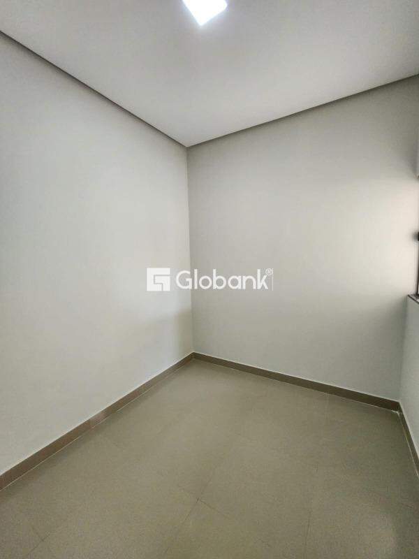 Casa 2 quartos à venda Jardim Olímpico 55m² Montes Claros MG: