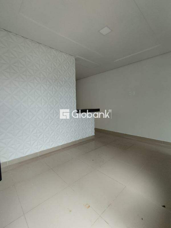Casa 3 quartos à venda Independência 50m² Montes Claros MG: