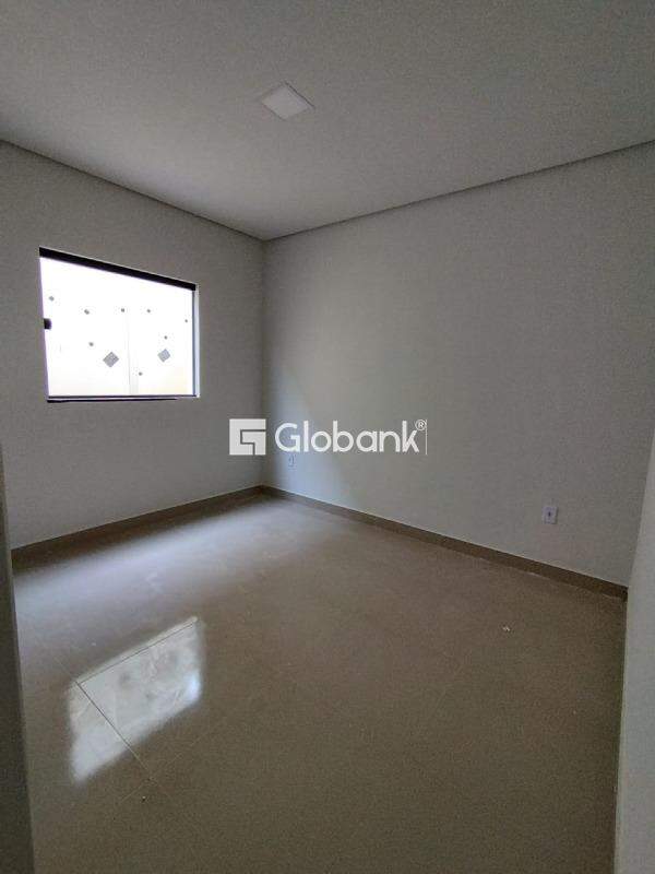 Casa 3 quartos à venda Independência 50m² Montes Claros MG: 