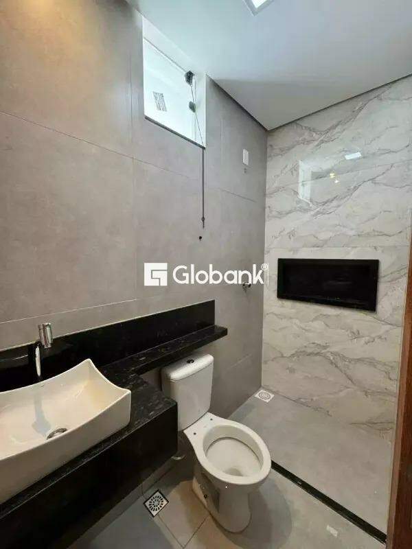 Casa 2 quartos à venda Loteamento Novo Primavera 44m² Montes Claros MG: 