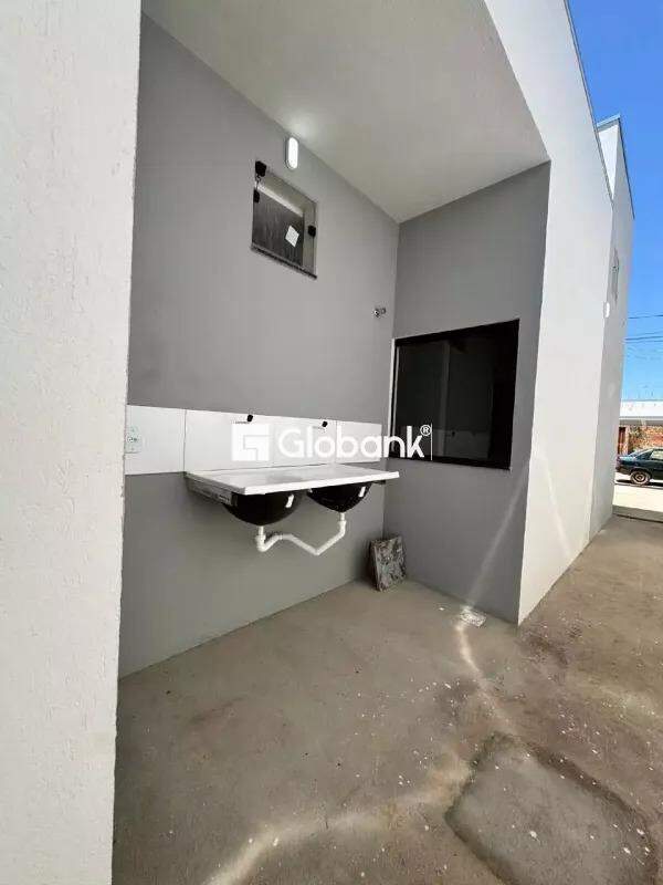 Casa 2 quartos à venda Loteamento Novo Primavera 44m² Montes Claros MG: