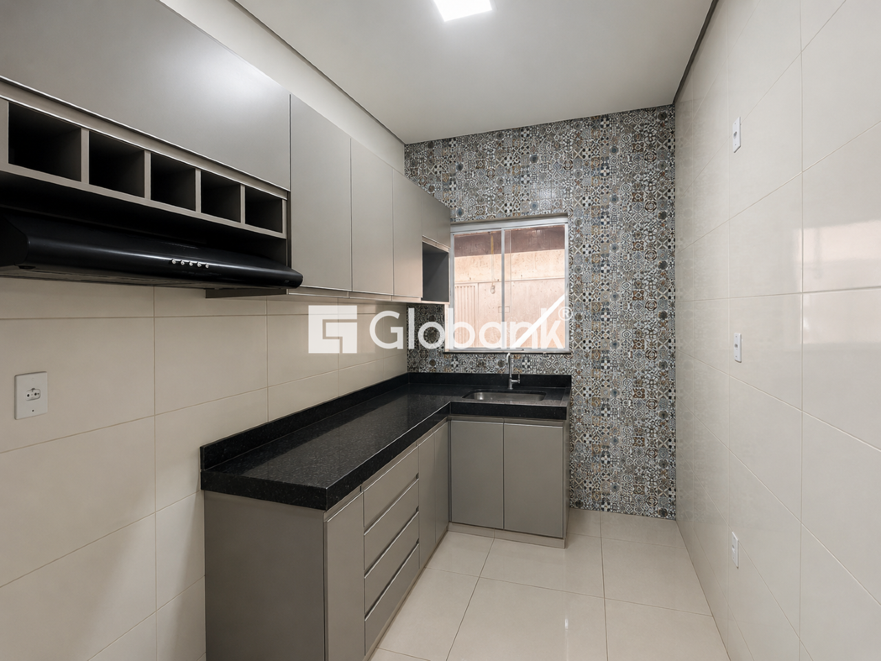 Casa 2 quartos para aluguel Jardim Olímpico 70m² Montes Claros MG: 