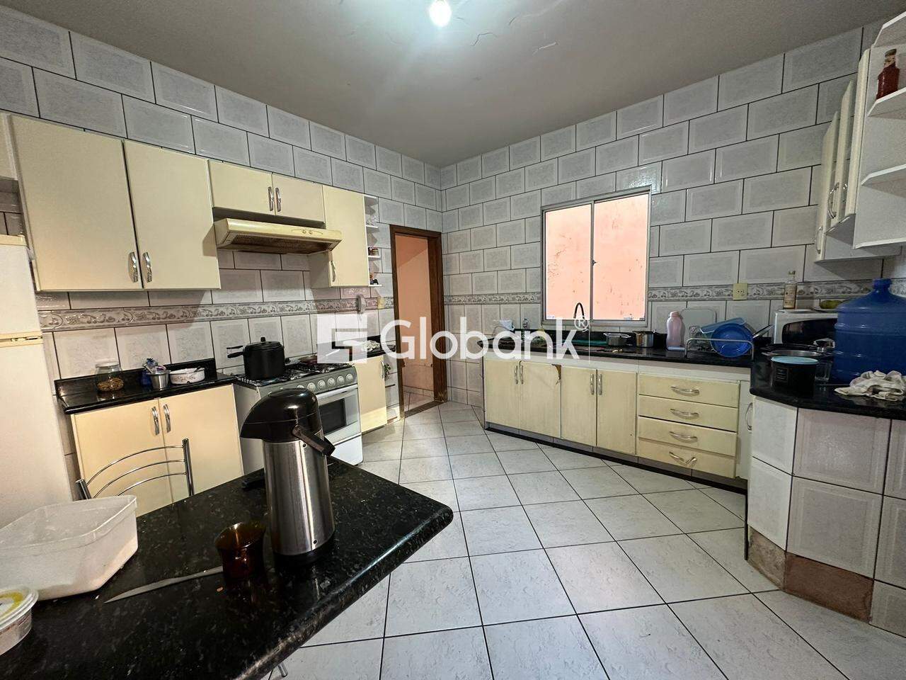 Casa 4 quartos para aluguel Santa Rita II 180m² Montes Claros MG: 