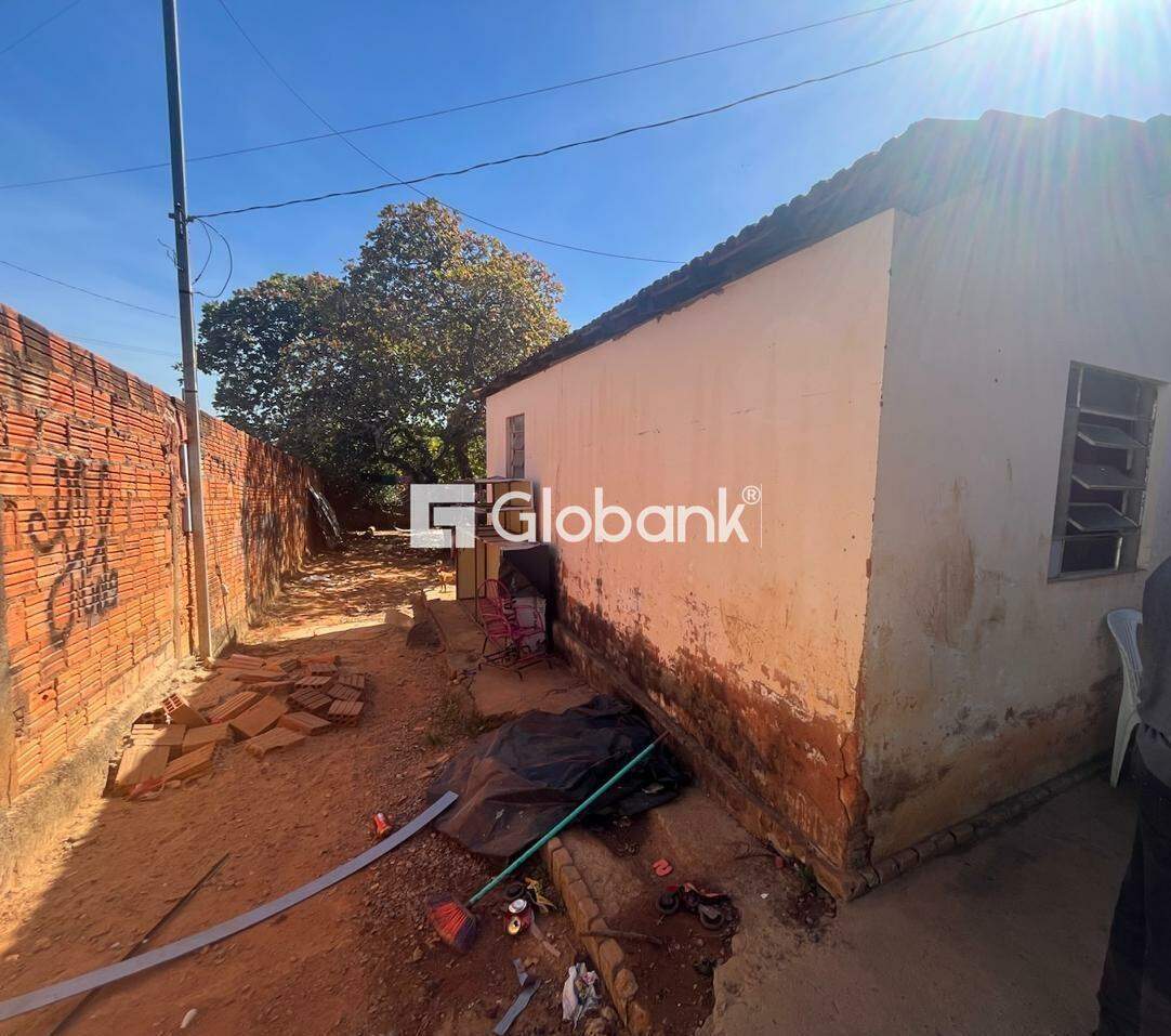 Terreno à venda Vila Greice 326m² Montes Claros MG: 