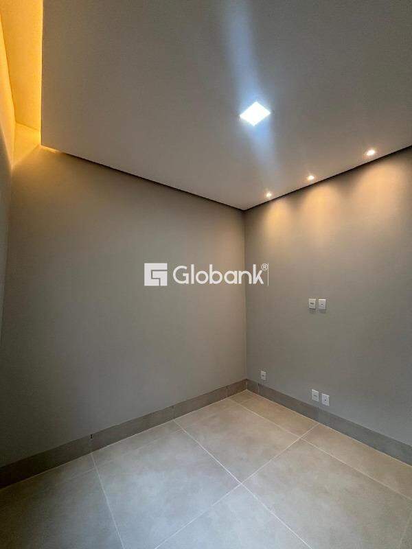 Casa 3 quartos à venda Morada da Serra 130m² Montes Claros MG: 