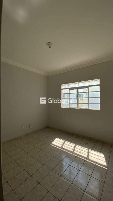 Apartamento 3 quartos para aluguel Alice Maia 80m² Montes Claros MG: 