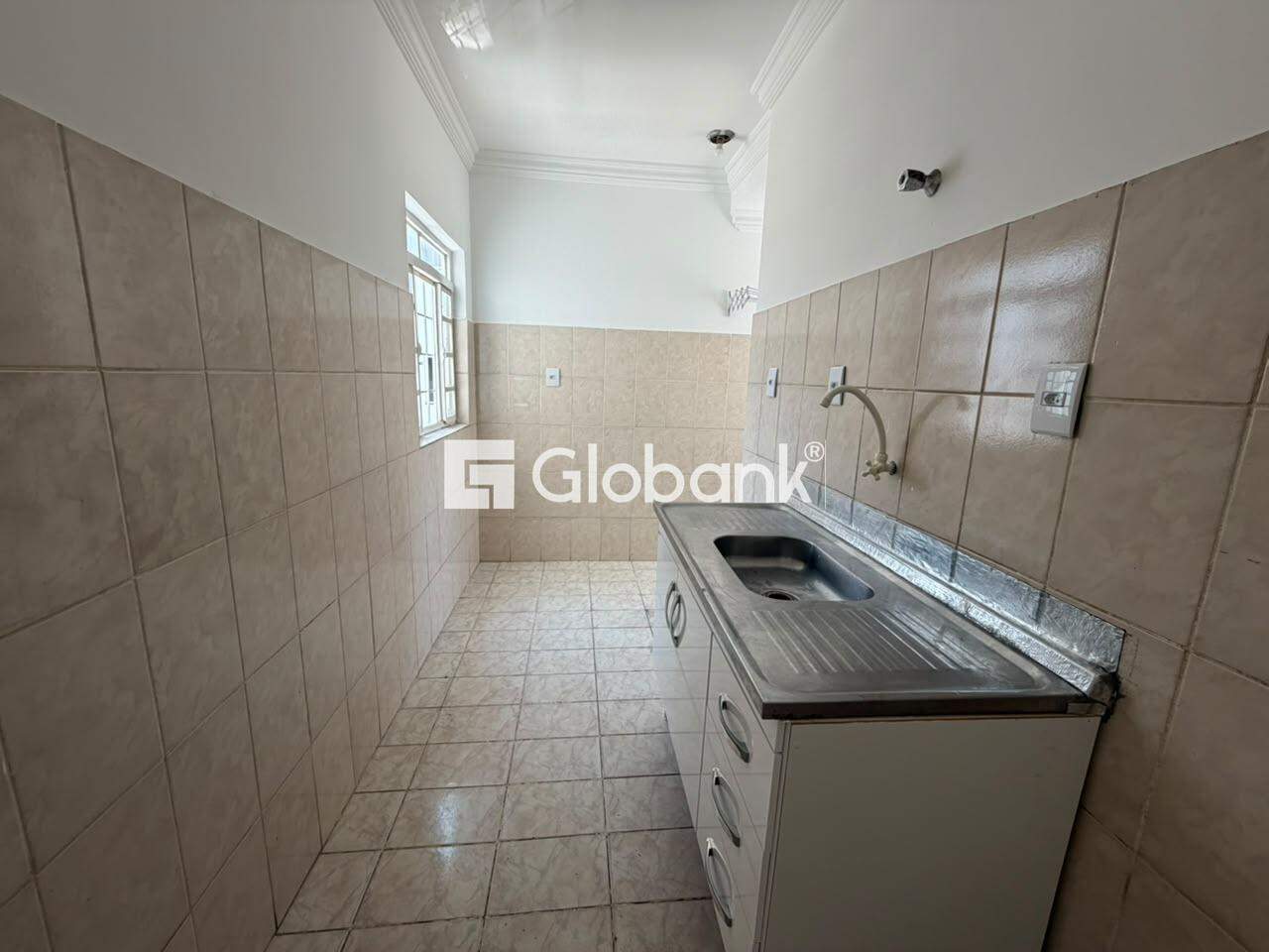 Apartamento 3 quartos para aluguel Edgar Pereira 80m² Montes Claros MG: 