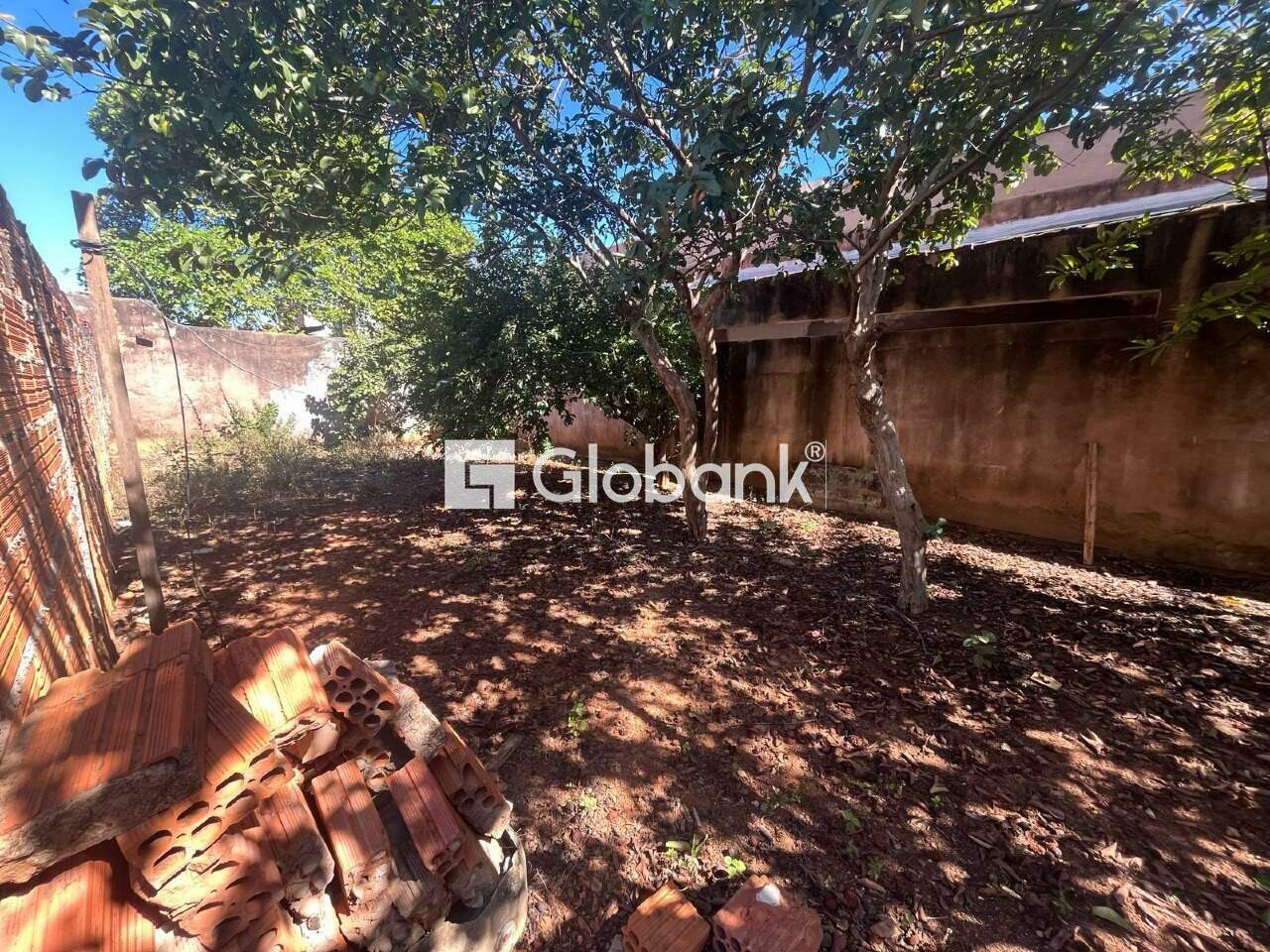 Ponto comercial para aluguel Major Prates 100m² Montes Claros MG: 