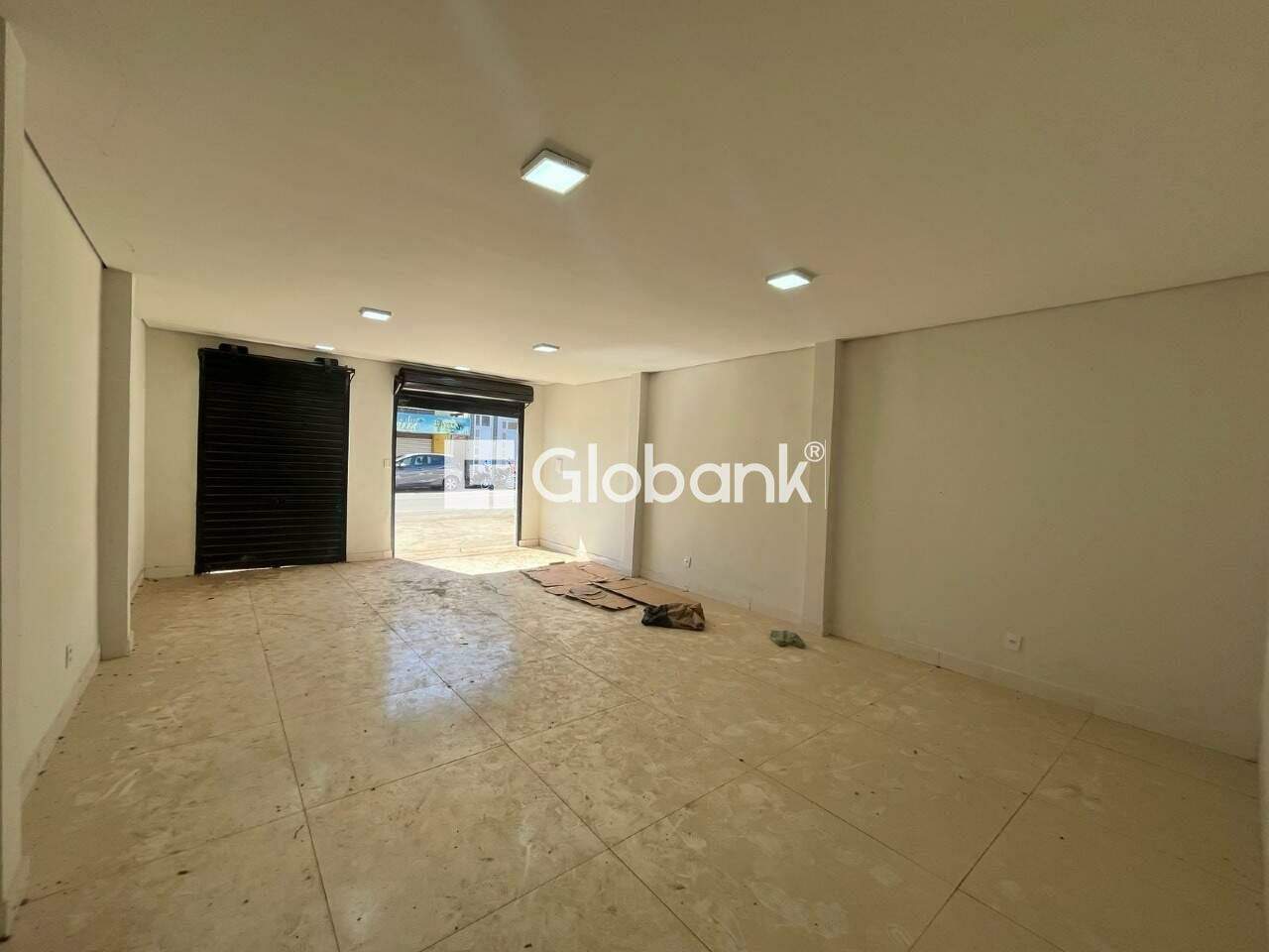 Ponto comercial para aluguel Major Prates 100m² Montes Claros MG: 