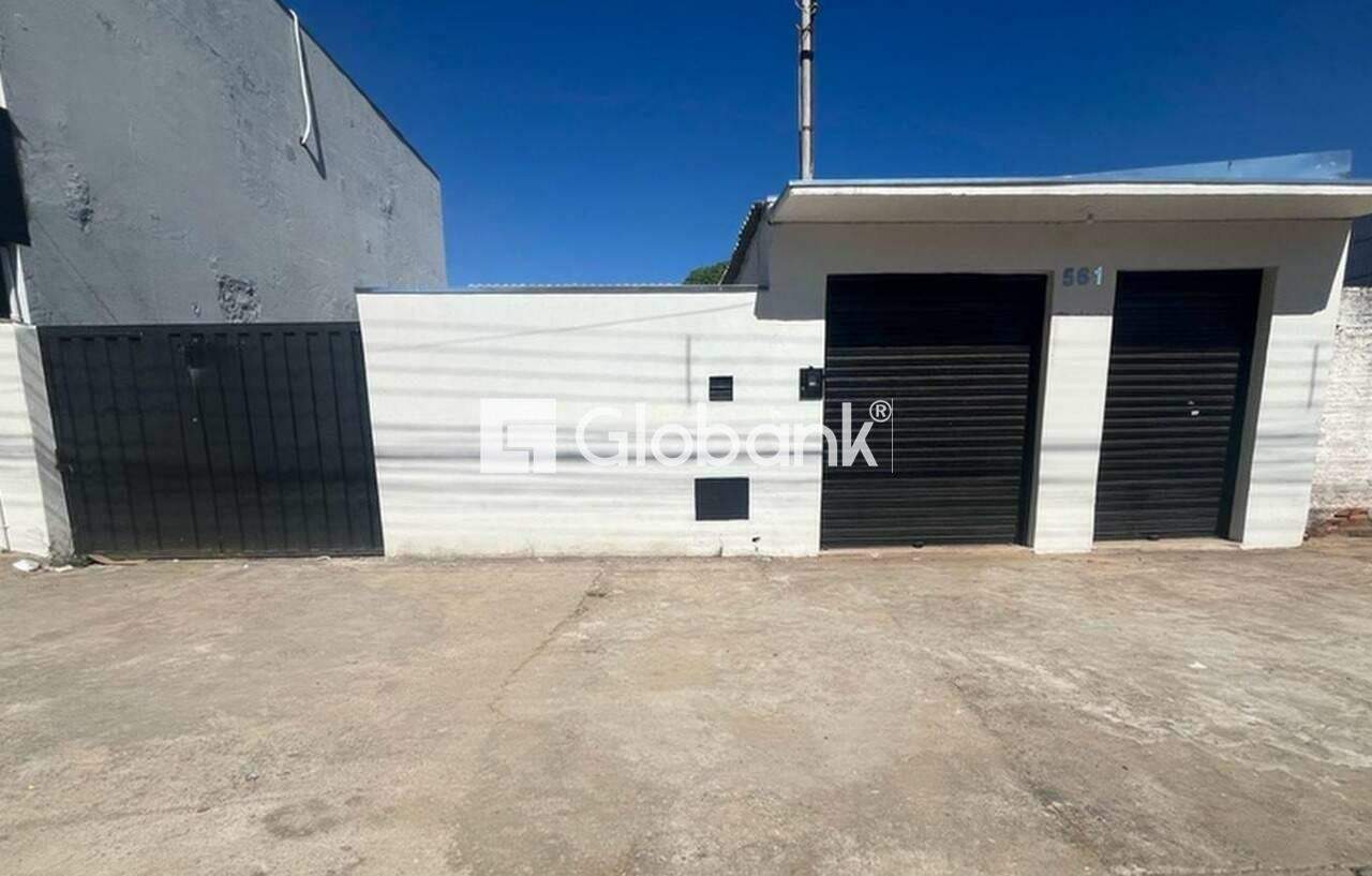 Ponto comercial para aluguel Major Prates 100m² Montes Claros MG: 