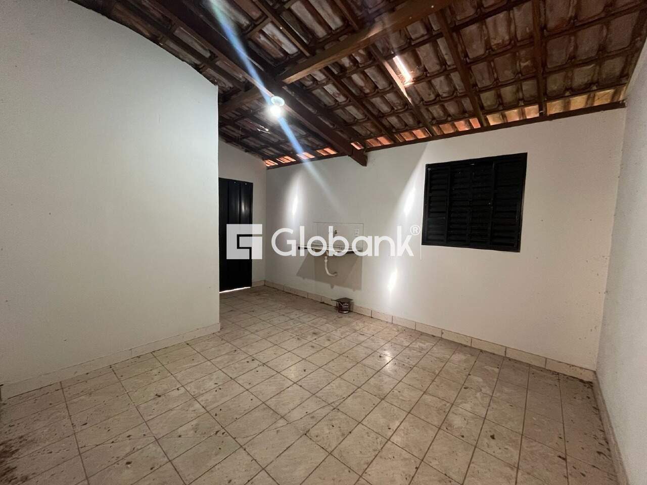 Ponto comercial para aluguel Major Prates 100m² Montes Claros MG: 