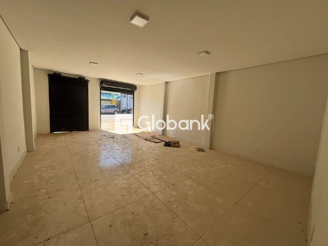 Ponto comercial para aluguel Major Prates 100m² Montes Claros MG: 