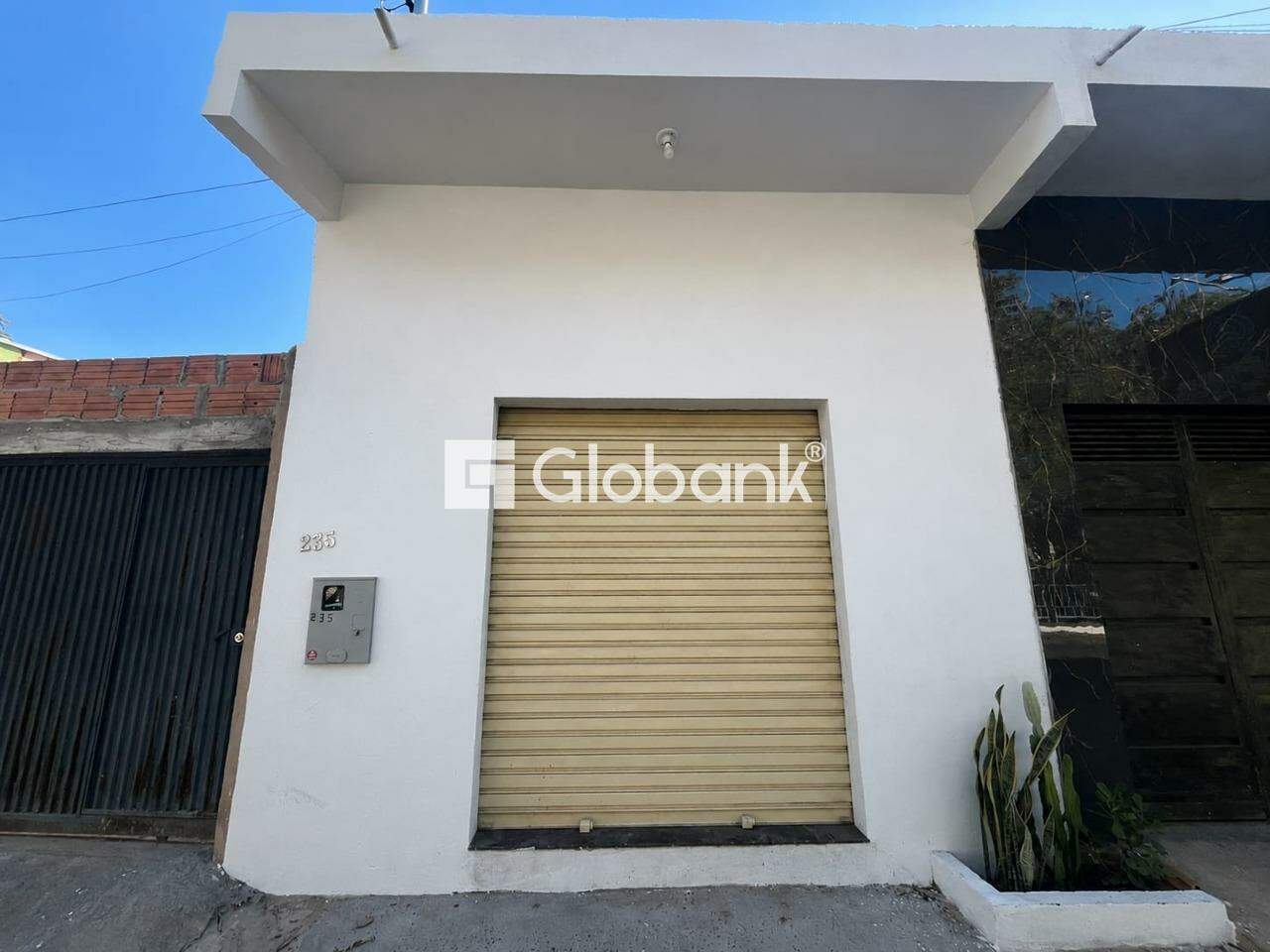 Ponto comercial para aluguel Canelas 45m² Montes Claros MG: 