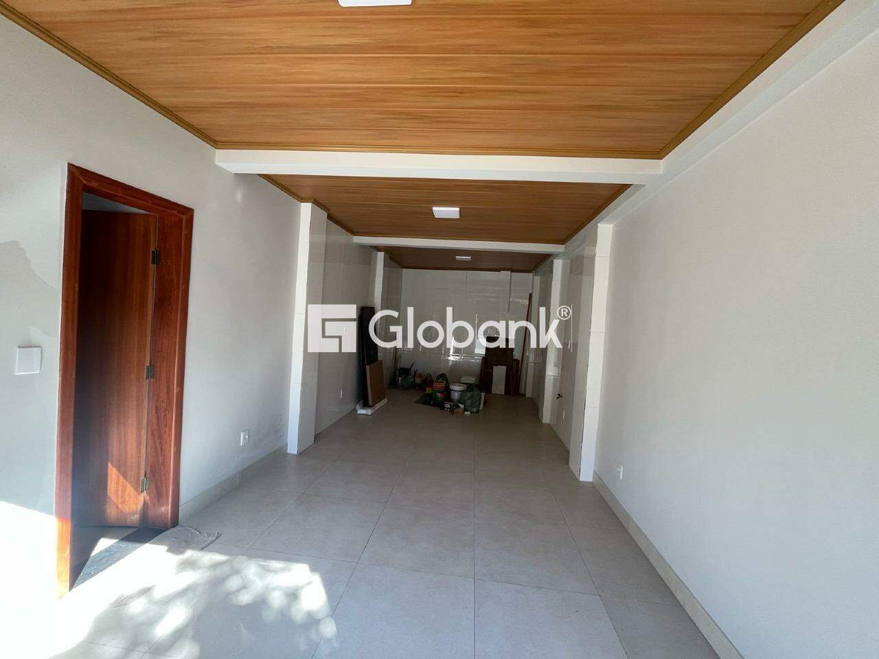 Ponto comercial para aluguel Canelas 40m² Montes Claros MG: 