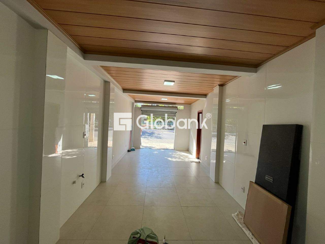 Ponto comercial para aluguel Canelas 40m² Montes Claros MG: 