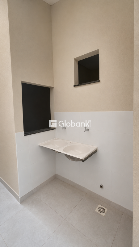 Casa 2 quartos à venda Dos Mangues 55m² Montes Claros MG: 