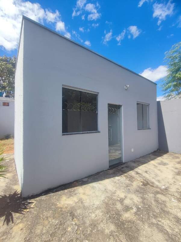 Casa 2 quartos à venda Maracanã 60m² Montes Claros MG: 