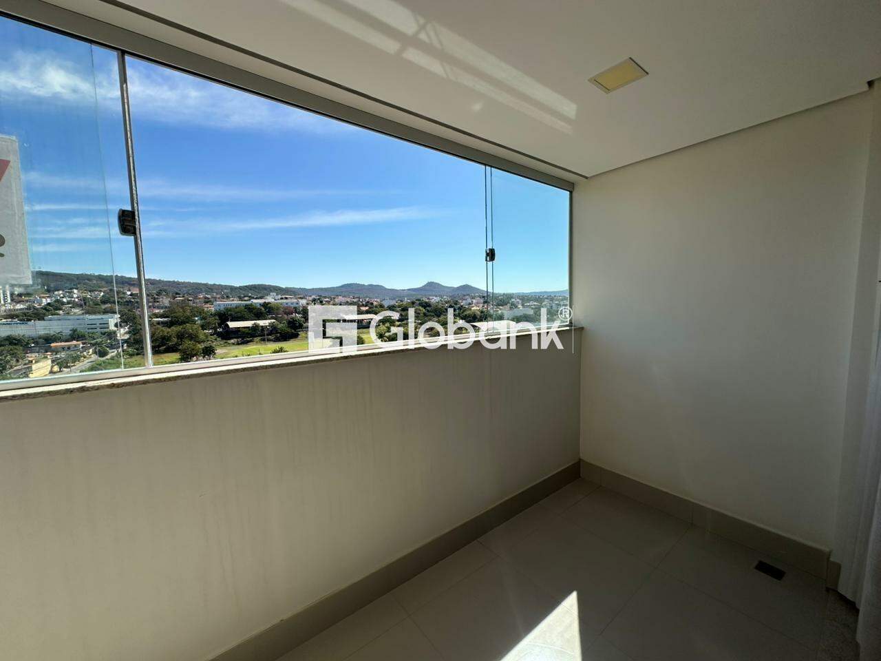 Flat 1 quarto à venda Melo 50m² Montes Claros MG: 