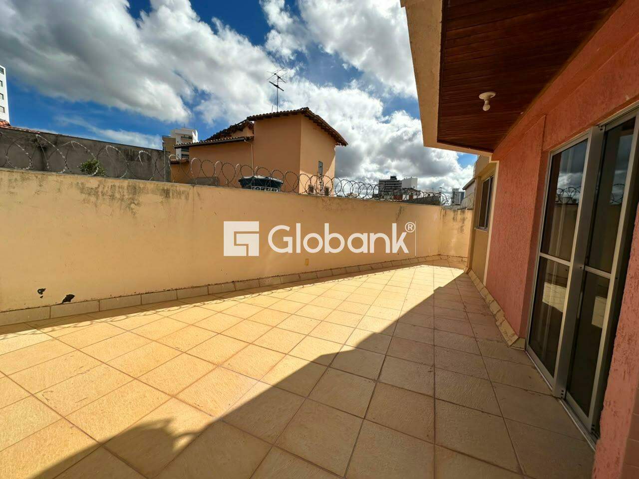 Apartamento 3 quartos para aluguel Cidade Santa Maria 110m² Montes Claros MG: Área privativa