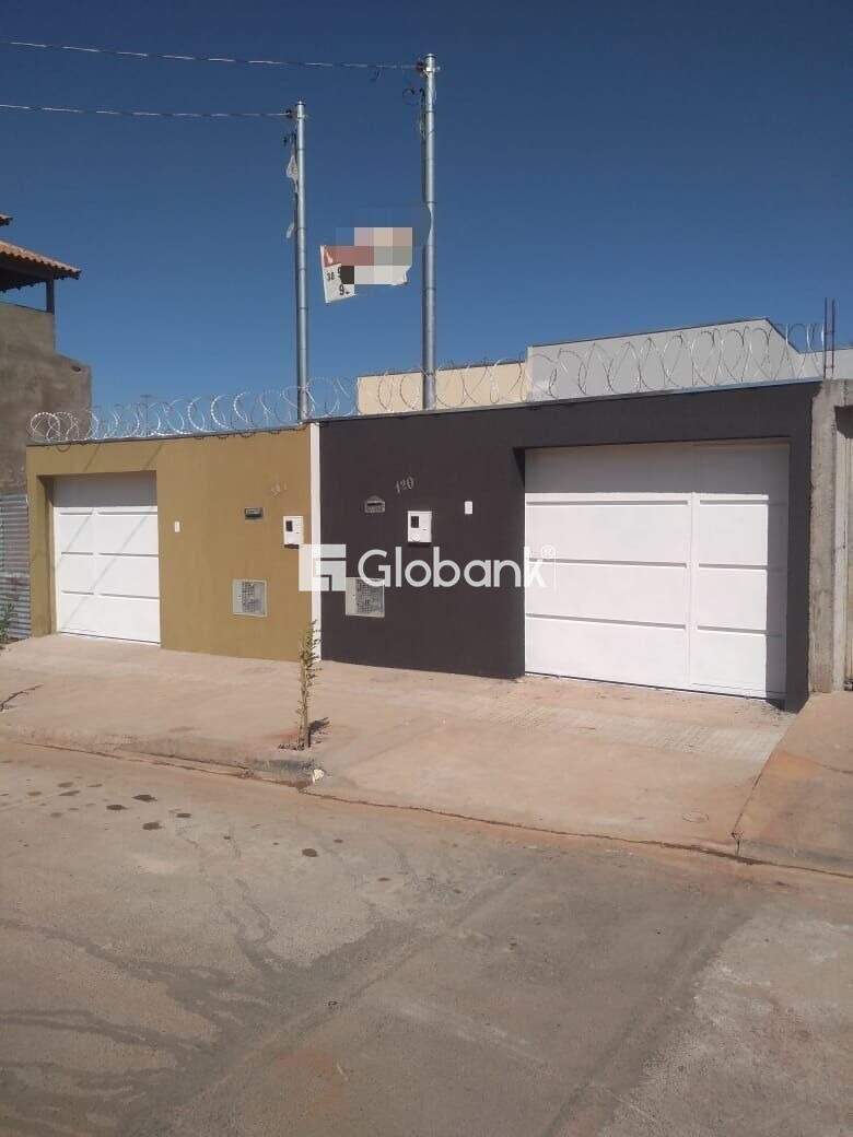 Casa 2 quartos à venda Independência 50m² Montes Claros MG: 
