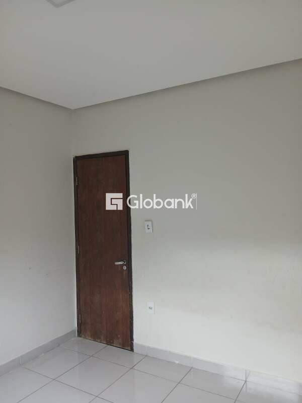 Casa 2 quartos à venda Vila Áurea 70m² Montes Claros MG: 