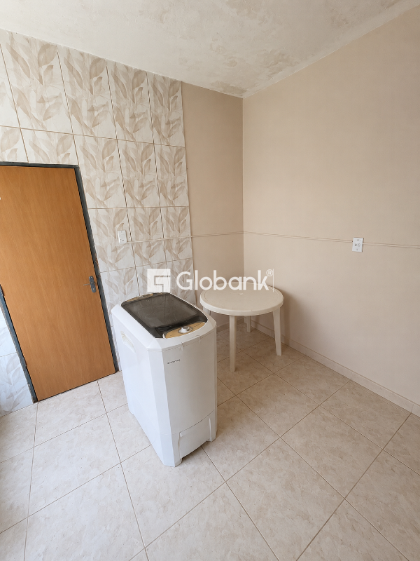 Casa 10 quartos à venda Delfino Magalhães 200m² Montes Claros MG: 
