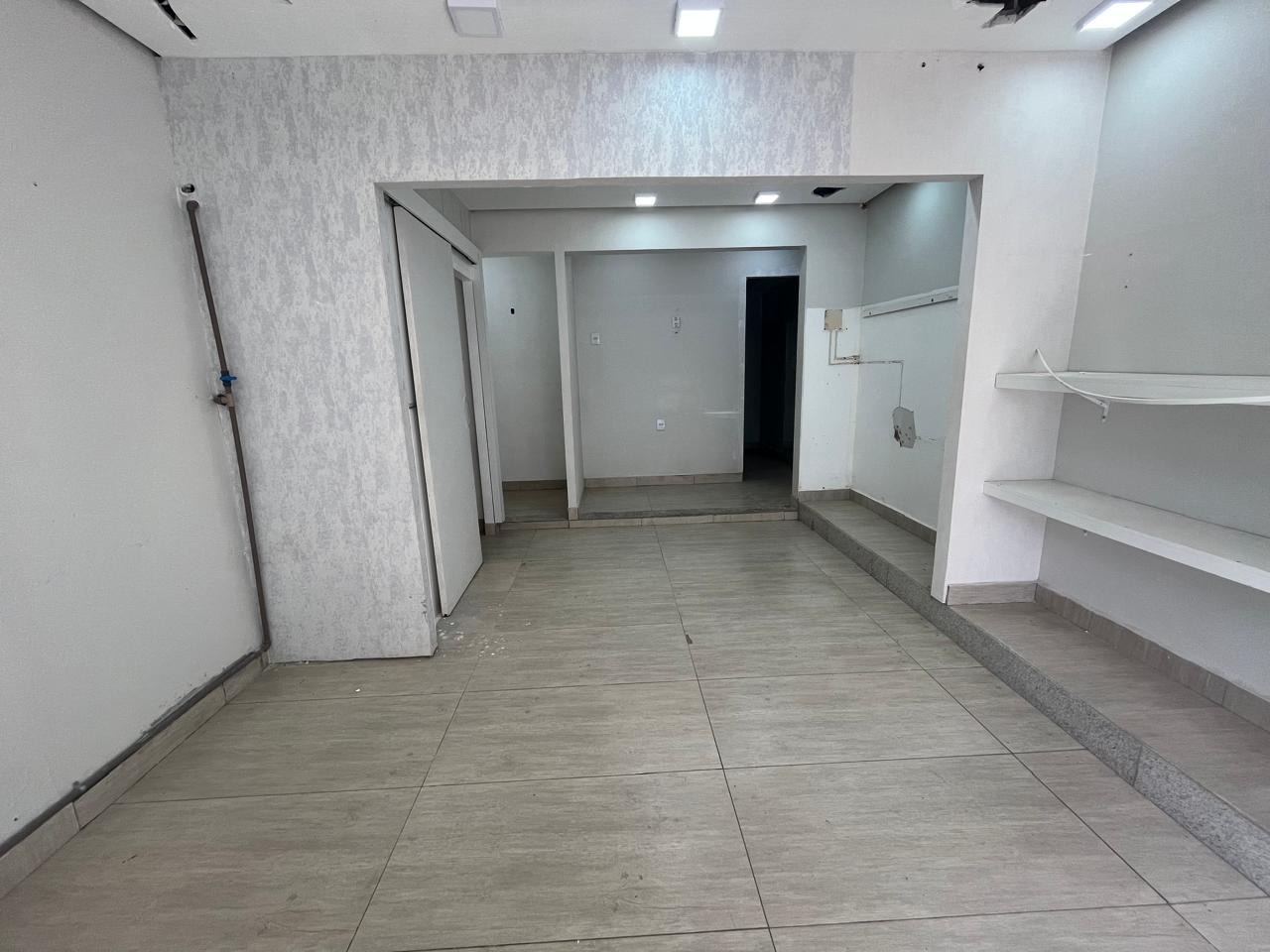 Ponto comercial para aluguel São José 50m² Montes Claros MG: 