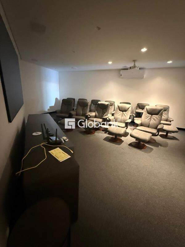 Apartamento 3 quartos à venda Cândida Câmara 220m² Montes Claros MG: 