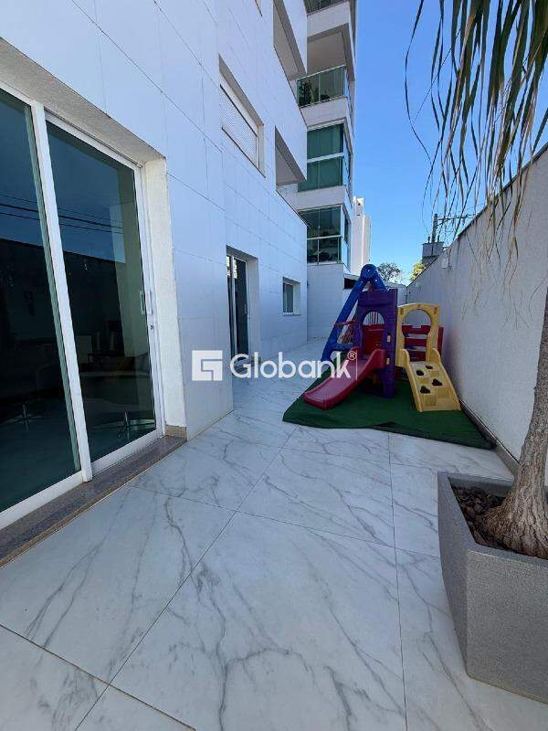 Apartamento 3 quartos à venda Cândida Câmara 220m² Montes Claros MG: 