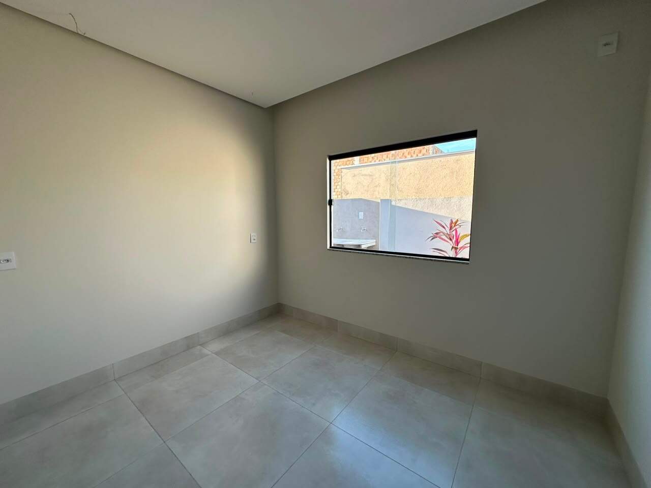Casa 2 quartos à venda Loteamento Novo Primavera 47m² Montes Claros MG: