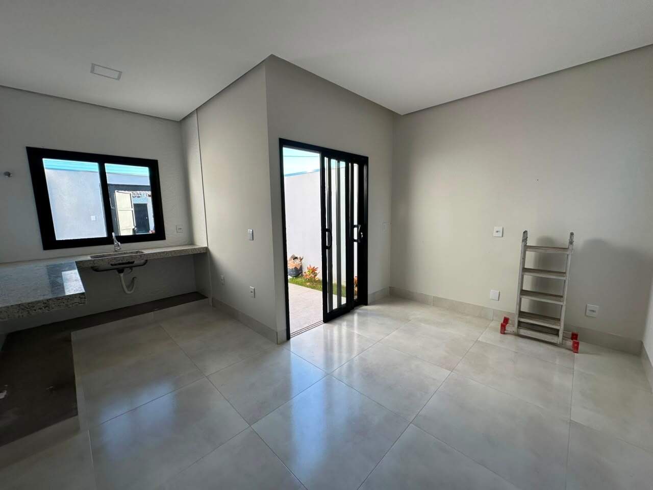 Casa 2 quartos à venda Loteamento Novo Primavera 47m² Montes Claros MG: