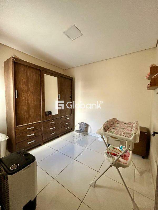Casa 3 quartos à venda Maracanã 117m² Montes Claros MG: 