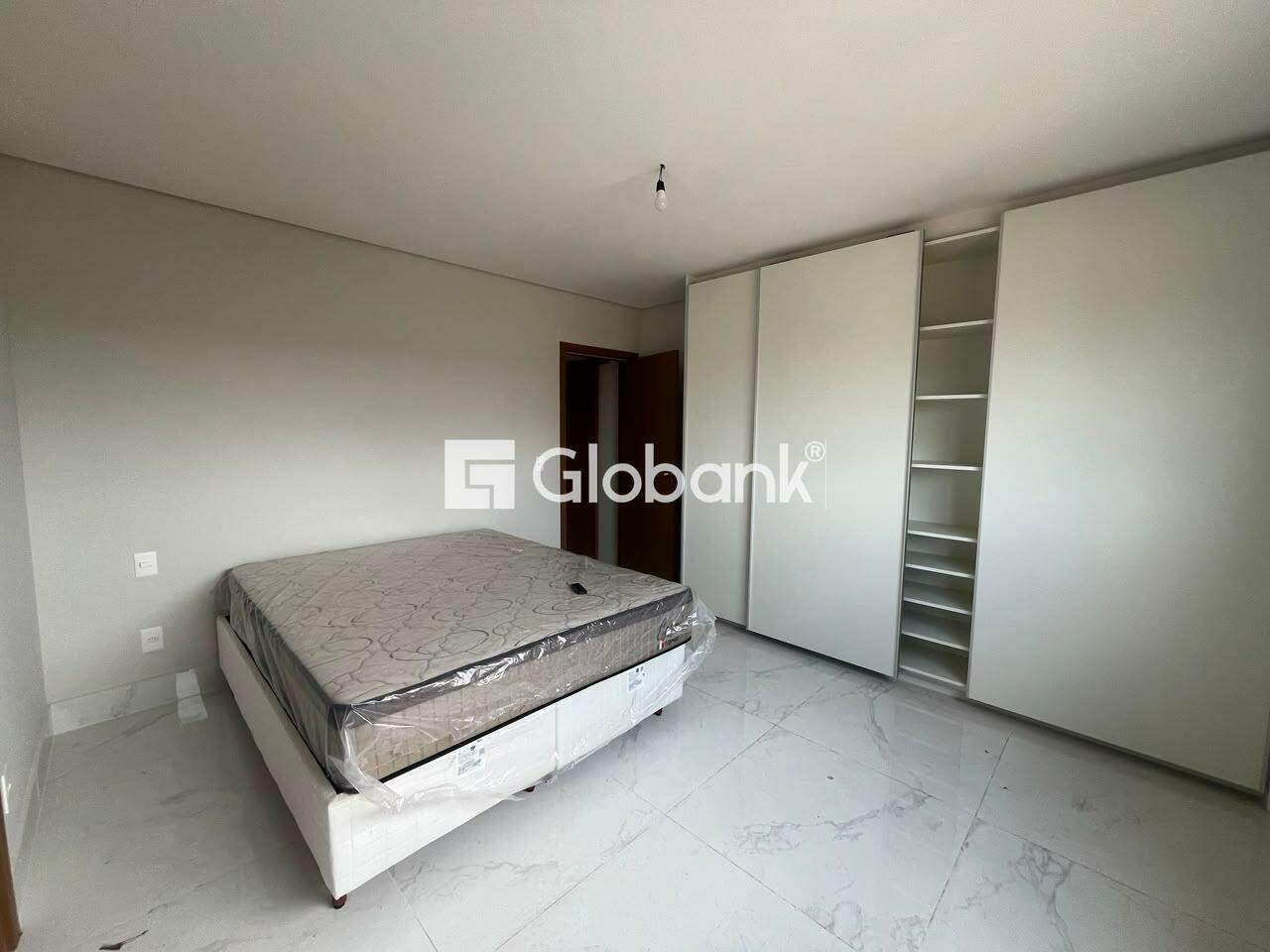 Apartamento 3 quartos para aluguel Jardim São Luiz 157m² Montes Claros MG: suíte