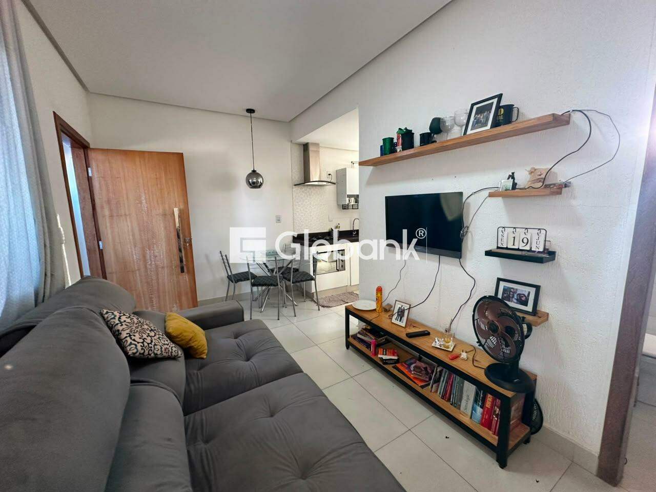 Apartamento 2 quartos para aluguel Vila Guilhermina 60m² Montes Claros MG: Sala