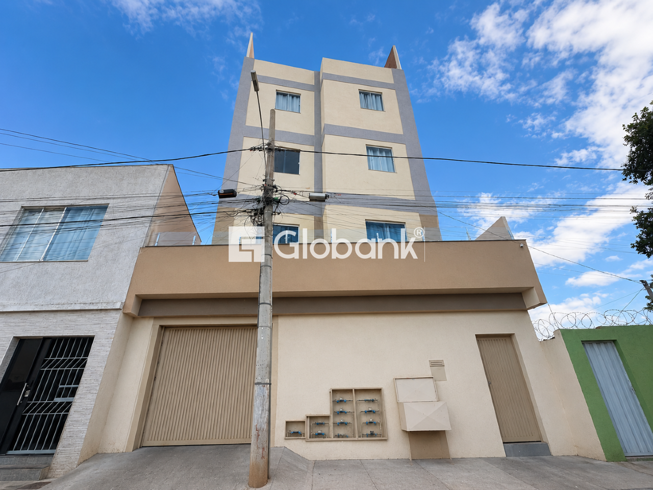 Apartamento 2 quartos para aluguel Vila Guilhermina 60m² Montes Claros MG: Fachada