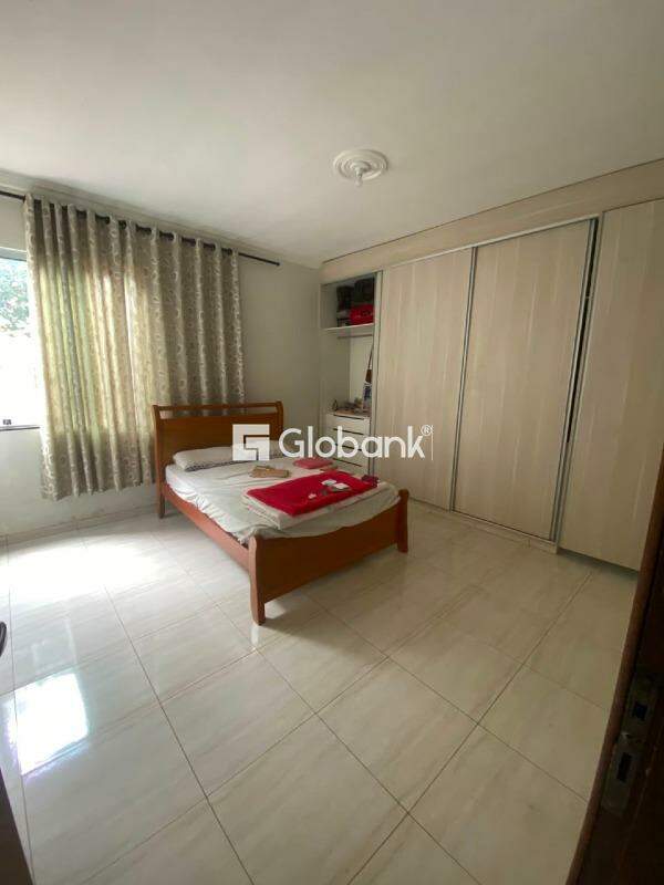 Casa 6 quartos à venda São Judas Tadeu 180m² Montes Claros MG: 