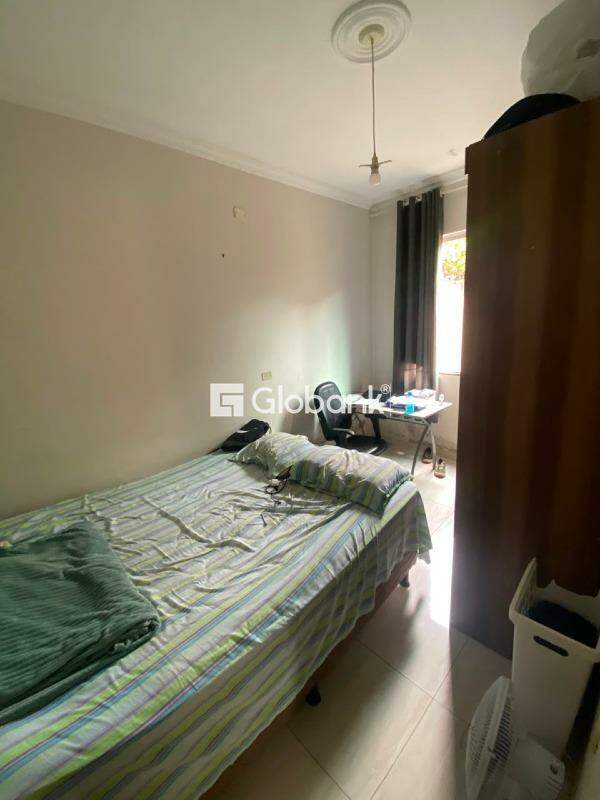 Casa 6 quartos à venda São Judas Tadeu 180m² Montes Claros MG: 