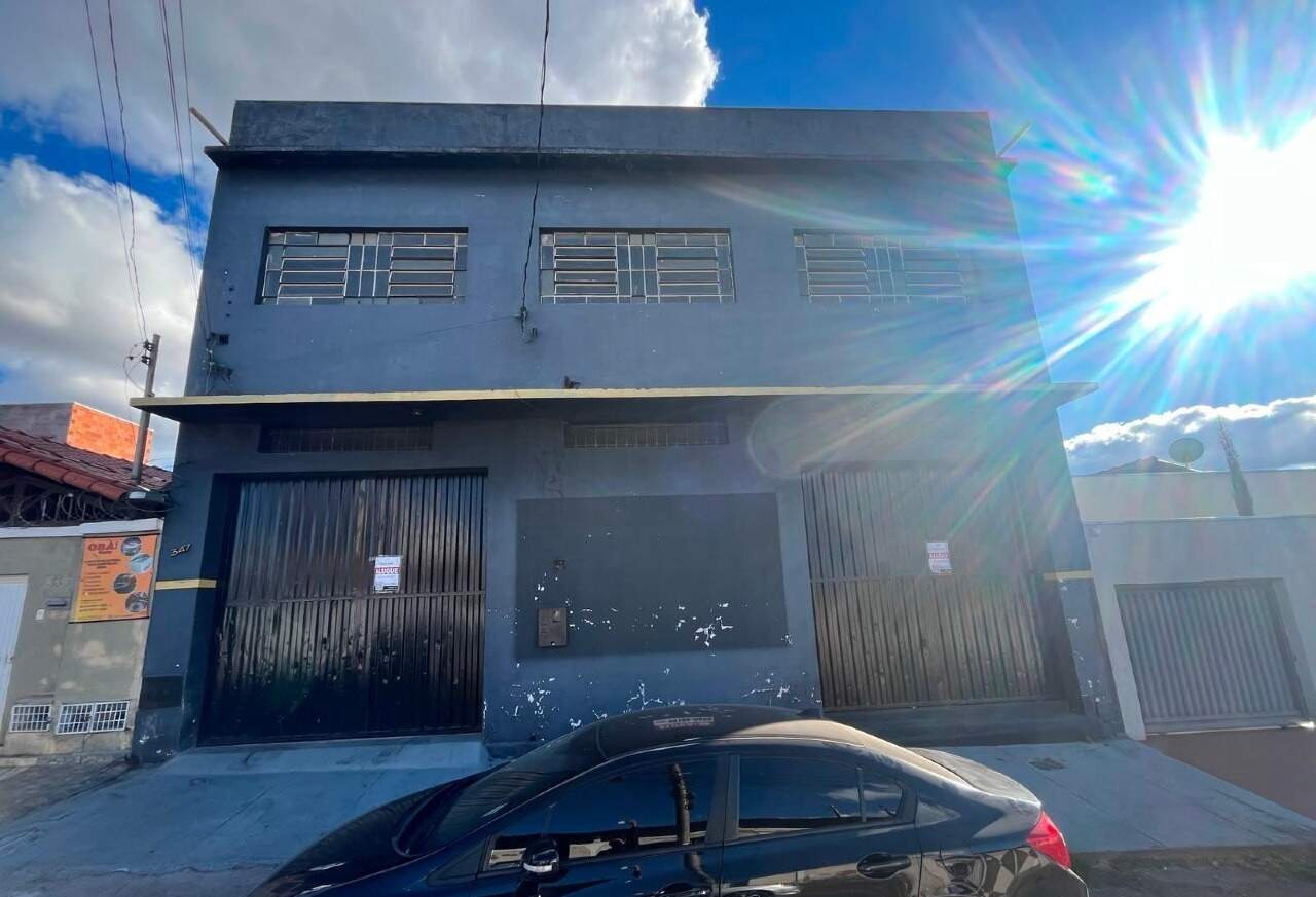 Galpão para aluguel Edgar Pereira 390m² Montes Claros MG: 
