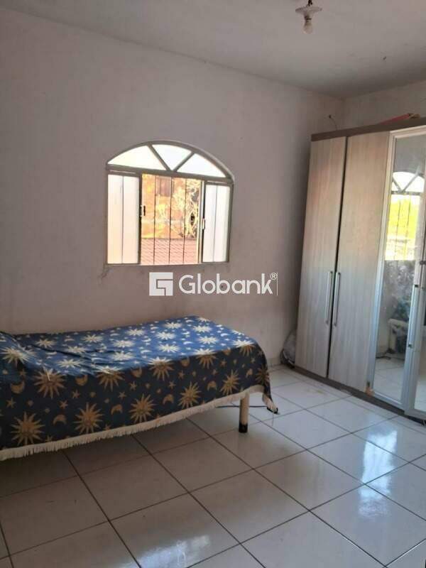 Casa 2 quartos à venda Maracanã 150m² Montes Claros MG: 