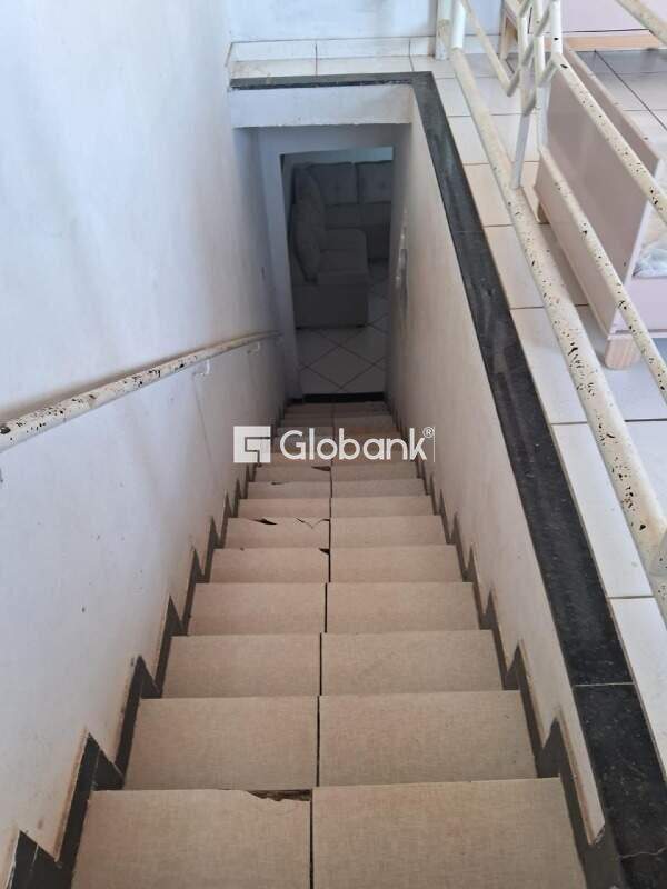Casa 2 quartos à venda Maracanã 150m² Montes Claros MG: 