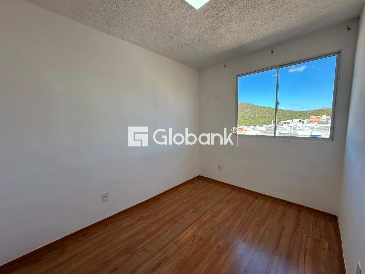 Apartamento 2 quartos para aluguel Residencial Sul Ipês 45m² Montes Claros MG: 