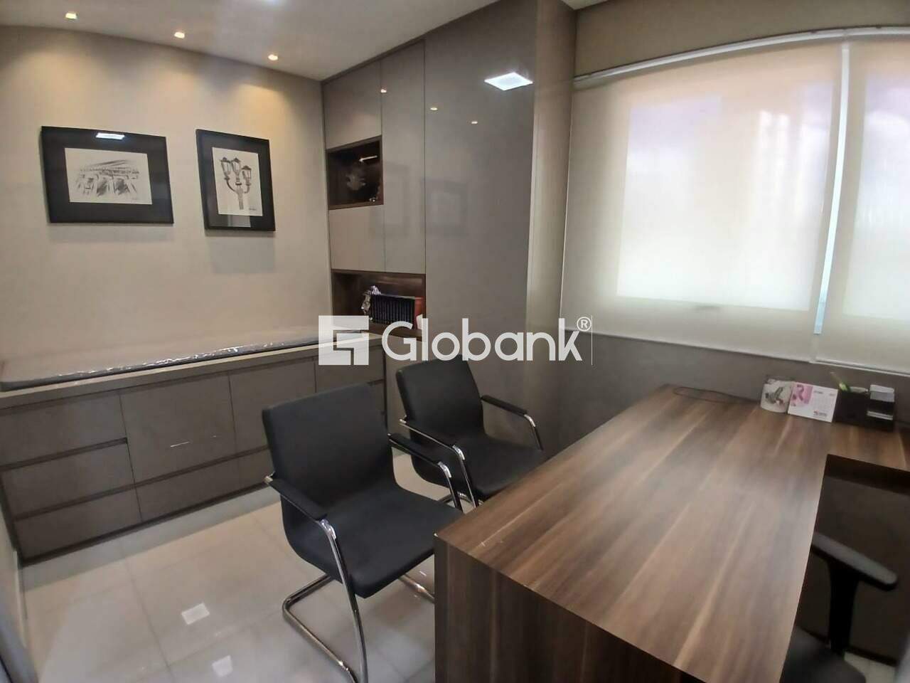 Sala comercial à venda Centro 130m² Montes Claros MG: 