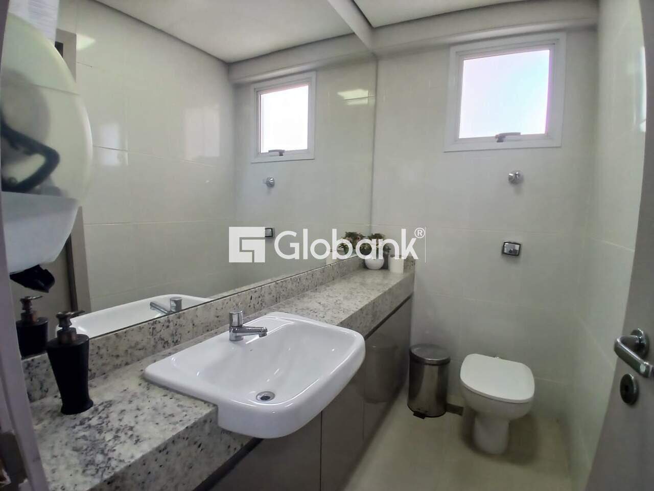 Sala comercial à venda Centro 130m² Montes Claros MG: 