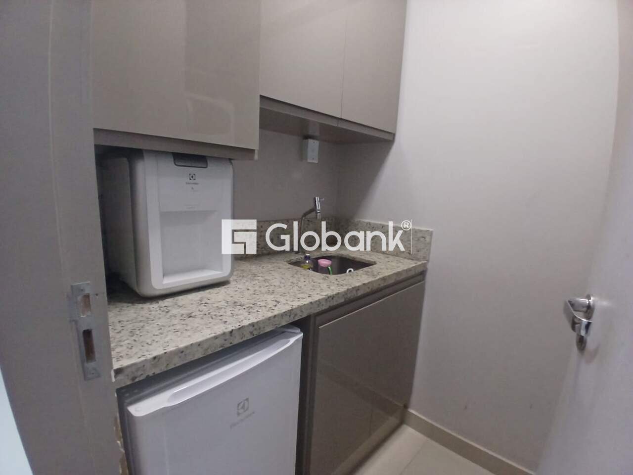 Sala comercial à venda Centro 130m² Montes Claros MG: 
