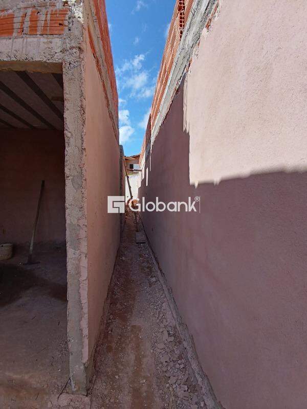 Casa 2 quartos à venda José Correia Machado 45m² Montes Claros MG: 